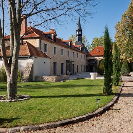 Loft Dans Le Clocher Face Au Chateau Bonnelles Exteriér fotografie