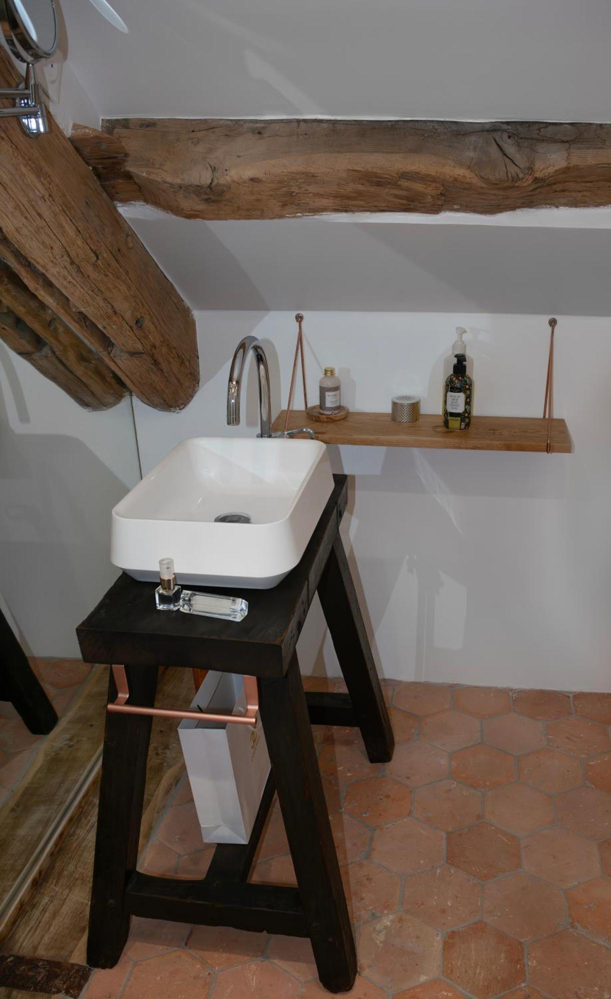 Loft Dans Le Clocher Face Au Chateau Bonnelles Exteriér fotografie