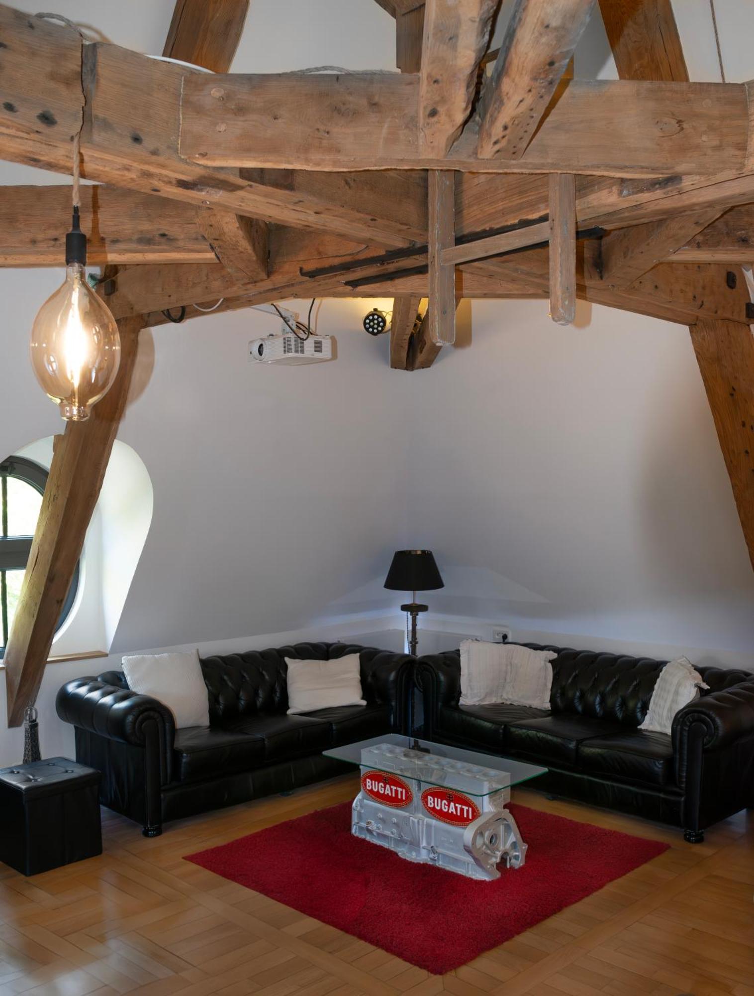 Loft Dans Le Clocher Face Au Chateau Bonnelles Exteriér fotografie